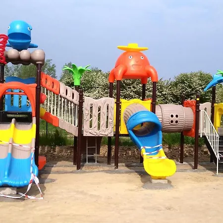 Bursztynowe Nadmorska 71a بيت للعطل ساربينوفو